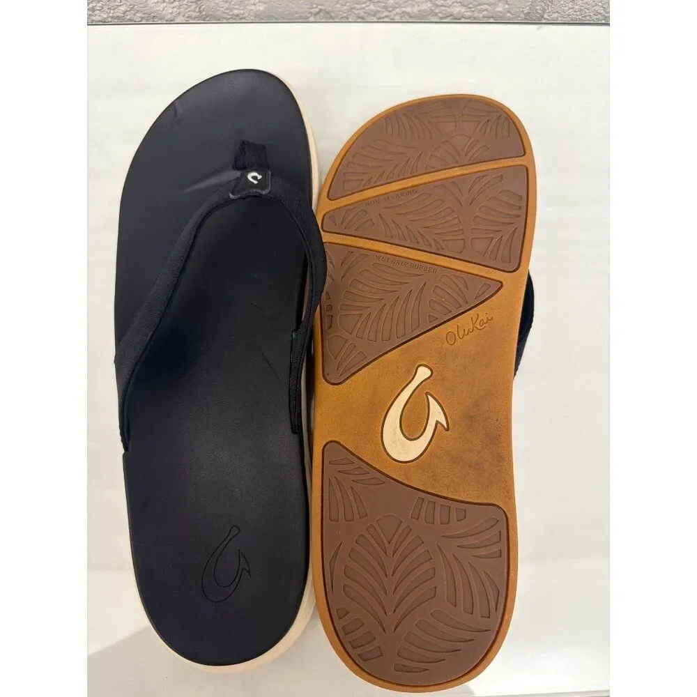OluKai Nu'a Pio women's Black Thong Beach Slippers / Sandals Size 11